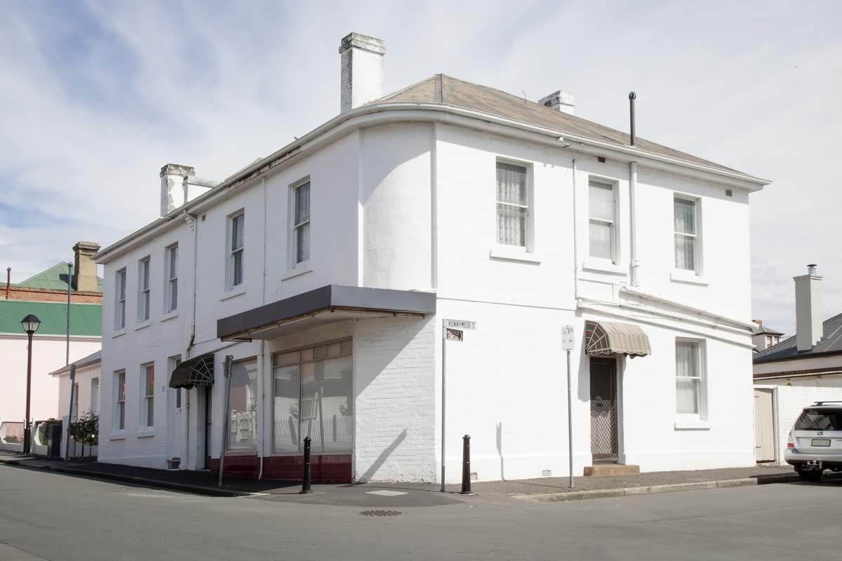 Once the Crown Hotel on the corner of Hampden Road and Runnymede Street 2015