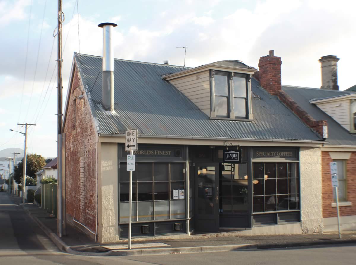 Café at the corner of South Street and Hampden Road 2015, once Adcock’s Meat Bazaar