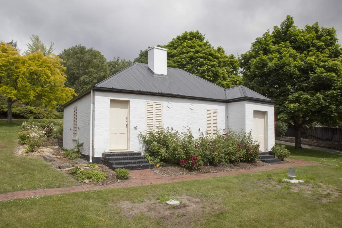Semaphore Cottage 2015