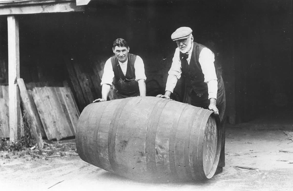 Rolling out a barrel in Salamanca Place